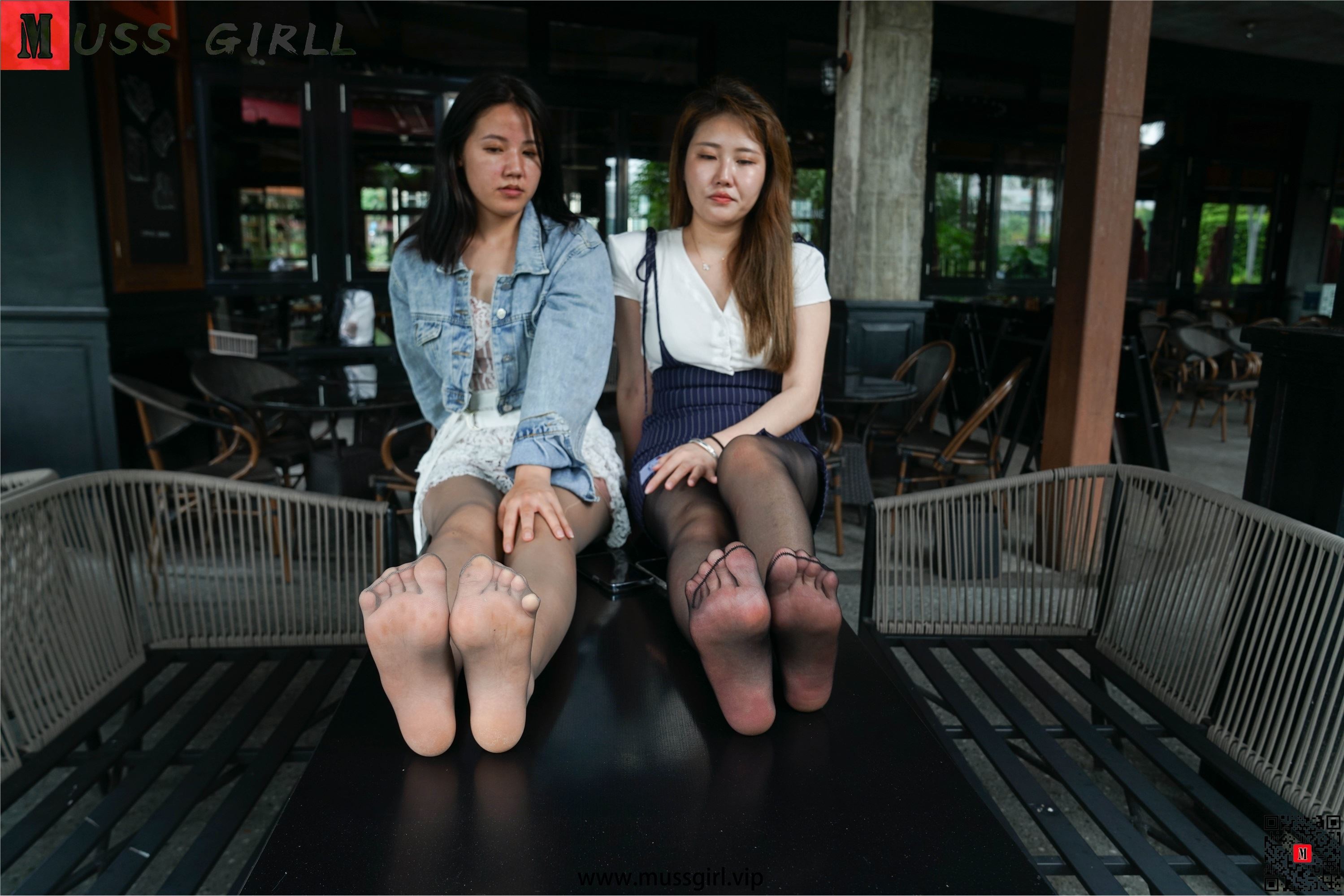 MussGirl慕丝女郎  NO.220 双人肉丝黑丝短裙